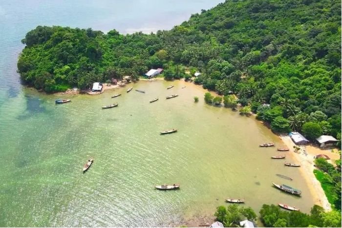 Koh Tonsay offers an island escape from Kep